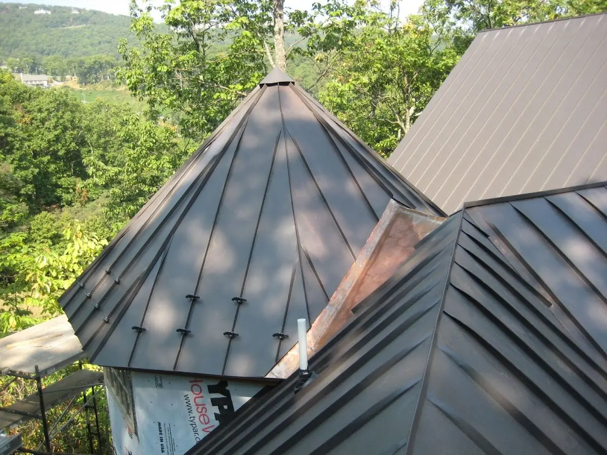 Professional Shingle Replacement & Repair by Craftsman Roofing in West City